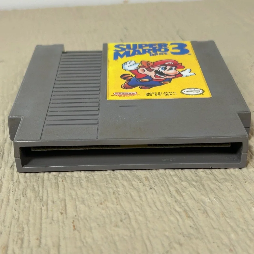 Nintendo Super Mario Bros 3 NES Video Game Cartridge Authentic 1985 NES-UM-USA-1
